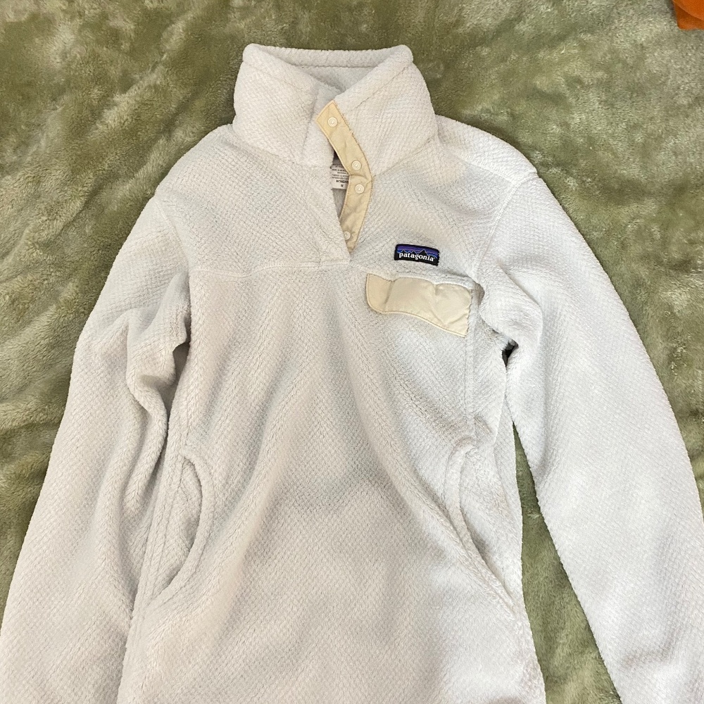 Women’s white Patagonia sweater
